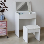 Lazy Dressing Table